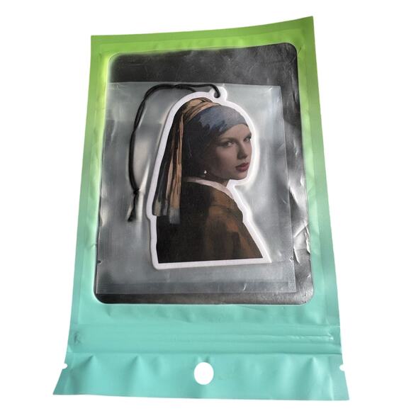 Taylor Swift as the Girl with Pearl Earring Car Mirror Hanging Pendant New - Picture 1 of 2